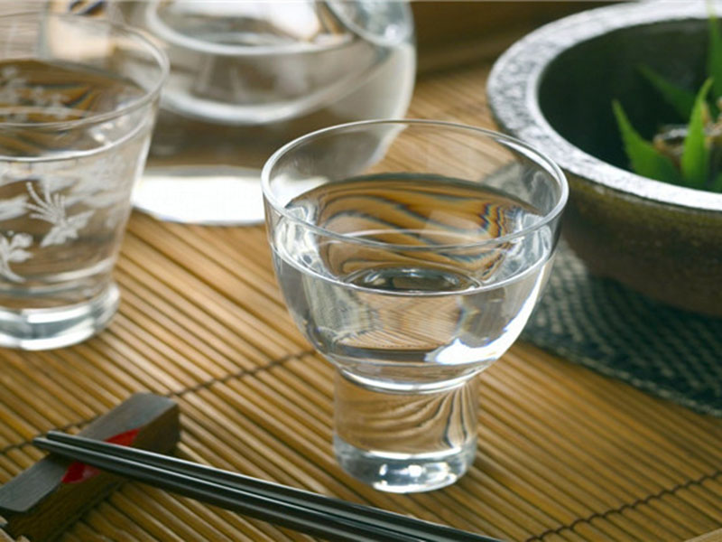 甲醇檢測儀，為禮品用酒做檢查